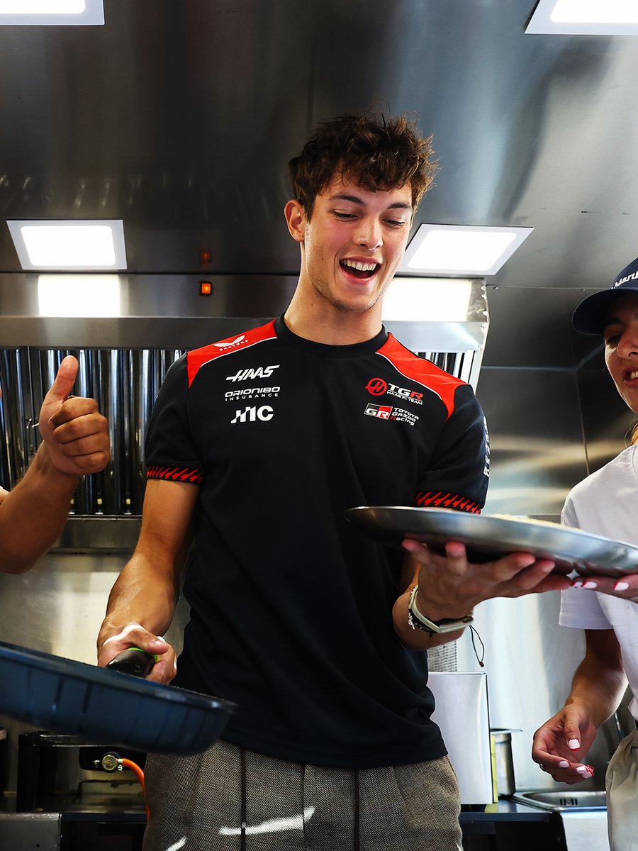 HaasF1Team's tweet photo. Do the flip, Ollie! 👏🇪🇸

#HaasF1 #F1 #SpanishGP https://t.co/NaQeuawKqV