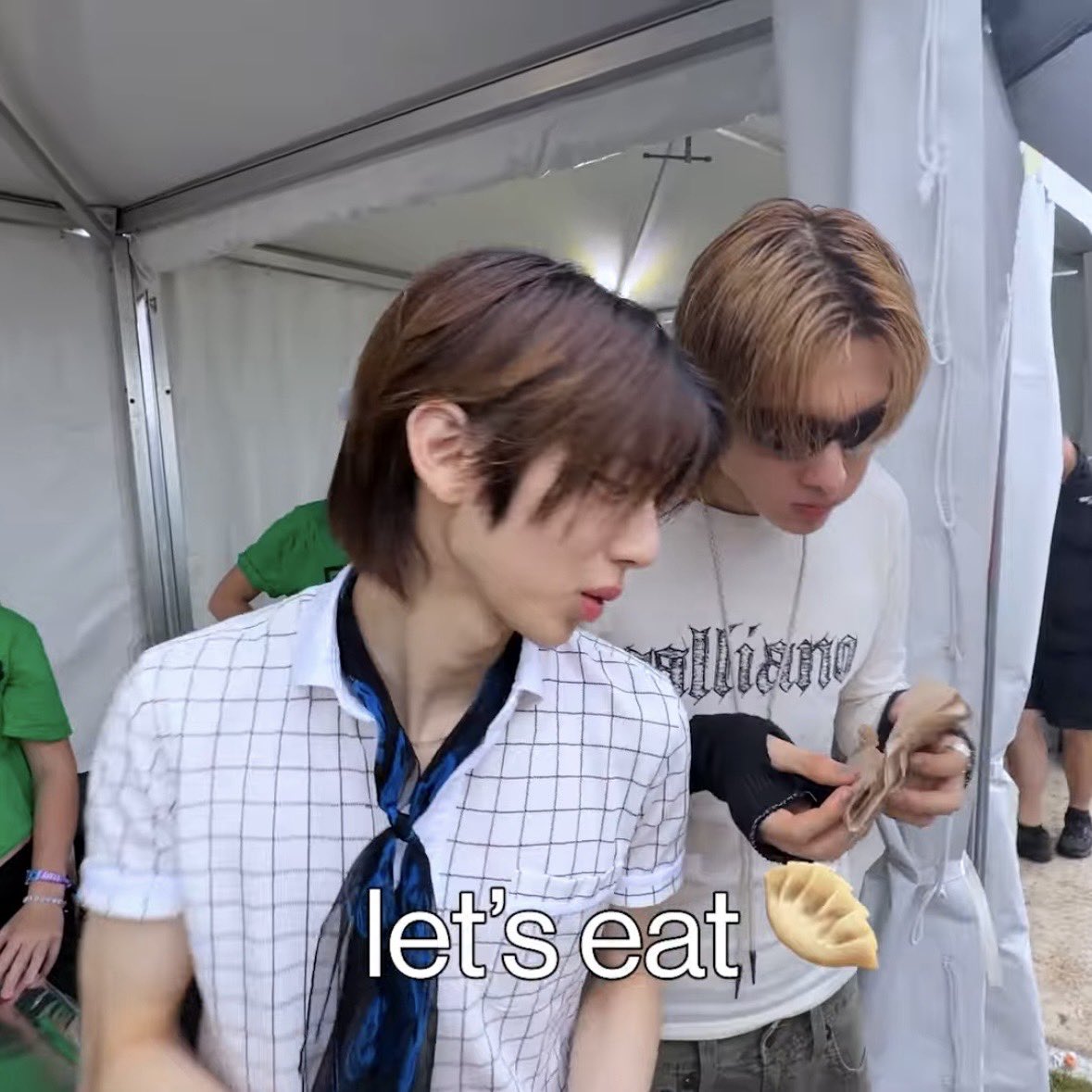 8wolkids's tweet photo. [Vlog] 락페 뉴비끼리 2026 롤라팔루자 🎸ㅣ시카고 만두의 맛은? (feat.폭우속에서 살아남는 법)🤘 https://t.co/cM6K0QYjZV