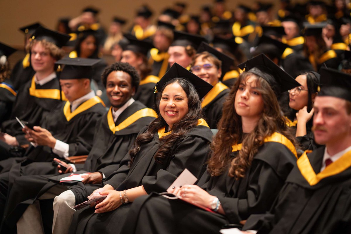 MacEwanU's tweet photo. Our 2026 grads dropped their top tips for navigating life at #MacEwanU:
👥 Make friends
😀 Be yourself (and believe in yourself)
♥️ Ask for help
⚖️ Give yourself grace and try for healthy balance
📚 Manage your time and stay organized
🎢 Enjoy the ride

Read the what they had to say: https://t.co/ohnDxV5xoM

#abpse