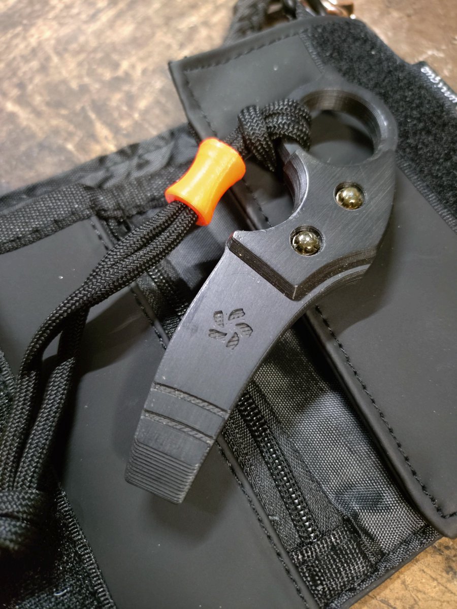 NEMOTOKNIVES tweet picture