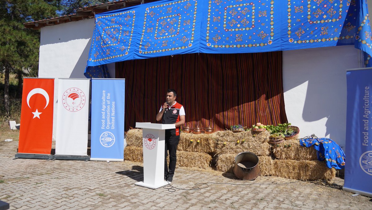 60iltarim's tweet photo. 1-Yeni Nesil Çiftçi Kadın Buluşmaları Tokat’ta! 👩‍🌾
2026 Uluslararası Kadın Çiftçiler Yılı kapsamında; FAO ve Türkiye İş Bankası iş birliğiyle, Tokat İl Tarım ve Orman Müdürlüğü koordinasyonunda düzenlenen “Yeni Nesil Çiftçi Kadın Buluşmaları”, Emirseyit Beldesi’nde, Emirseyitli https://t.co/ylUTLZz92P