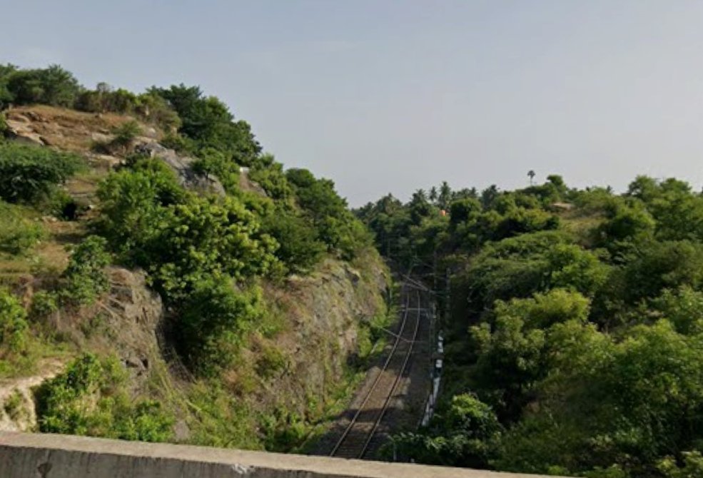 arulmuru182002's tweet photo. Why these doublings can go beyond 2050 or 2075?

Bengaluru-Hosur-Salem-Karur line is one of toughtest terrain for @GMSRailway standard. It winds through elevation transition Bengaluru 900m altitude towards Cauvery plains on Karur 147m.

Easy terrain itself railways takes 20yrs. https://t.co/9uzm0kTzQQ