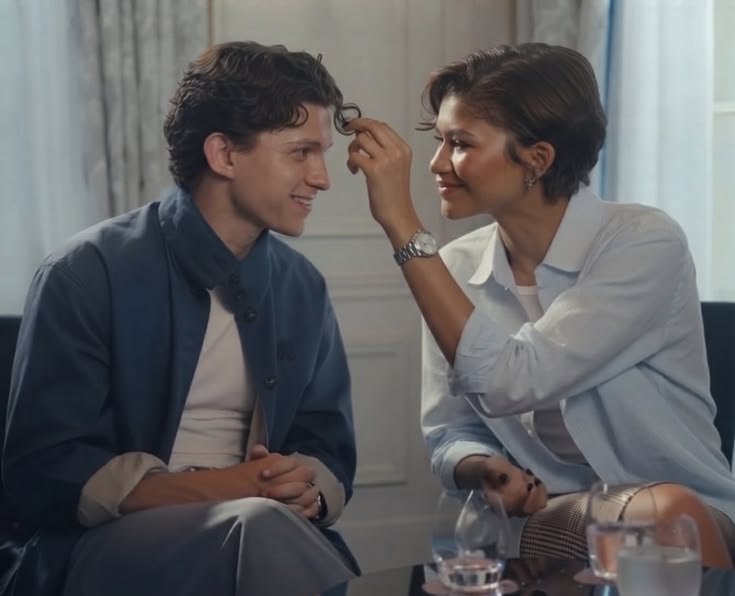 elfenchangment's tweet photo. At least all the Peter Parkers got their happy endings in real life ❤️ https://t.co/DJapEM5qPN