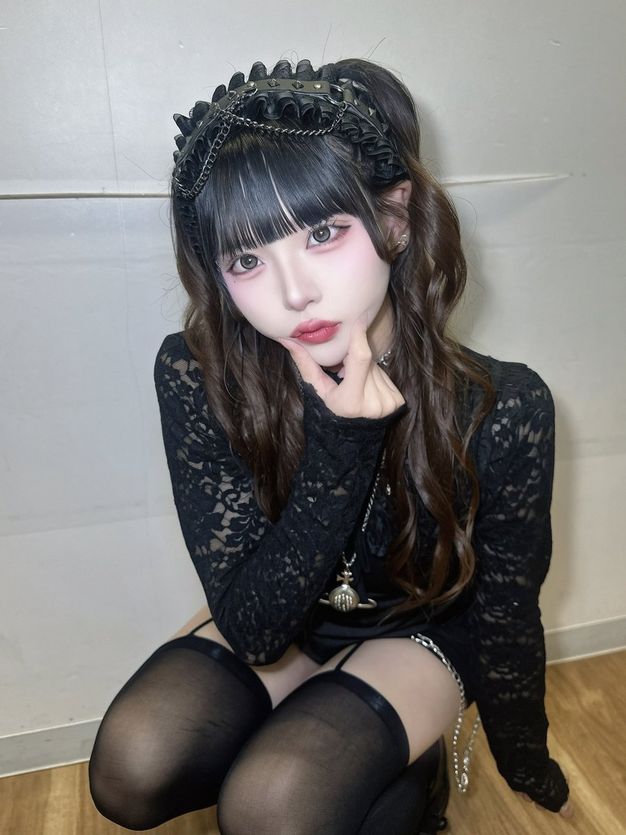 matsuri_CURET's tweet photo. キミにはあたしだけでいいよね、？♡ https://t.co/zbiCgoOyIZ