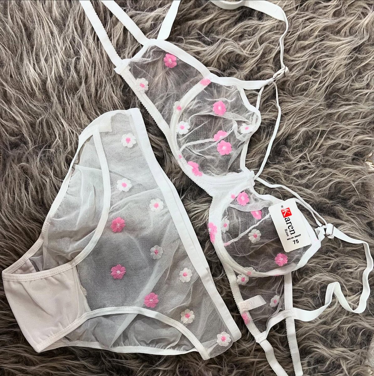 norecamp's tweet photo. I brought you a floral chamomile set. Summer goddess vibes. For 295, you can own this beautiful set. Embroidered flowers, underwire support, cool comfort, sizes 75–90, and a unique clasp. https://t.co/wR5zJCRtip