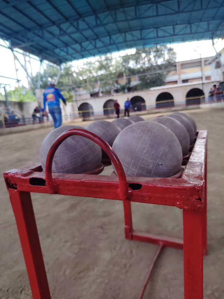 SENAMECFBarinas's tweet photo. En una jornada cargada de pasión, esfuerzo y verdadera fraternidad, el equipo de Bolas Criollas masculino del #Senamecf del estado Barinas se consagró como subcampeón en los Juegos Deportivos de los Sindicatos de los Trabajadores del estado Barinas. https://t.co/1w37XVICeT