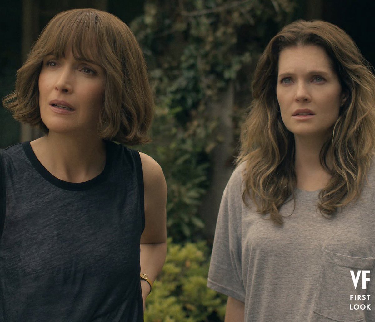 lionesspike's tweet photo. rose byrne fuckass bob limited series first look is HERE https://t.co/WlE907ihLv