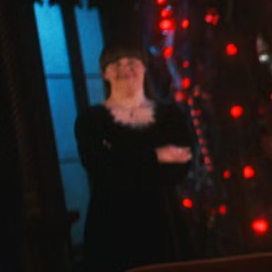 poptime's tweet photo. 🚨 Jamie Brewer está DE VOLTA em 'American Horror Story (AHS) 13' como Addie Langdon. https://t.co/fVu0TyExin