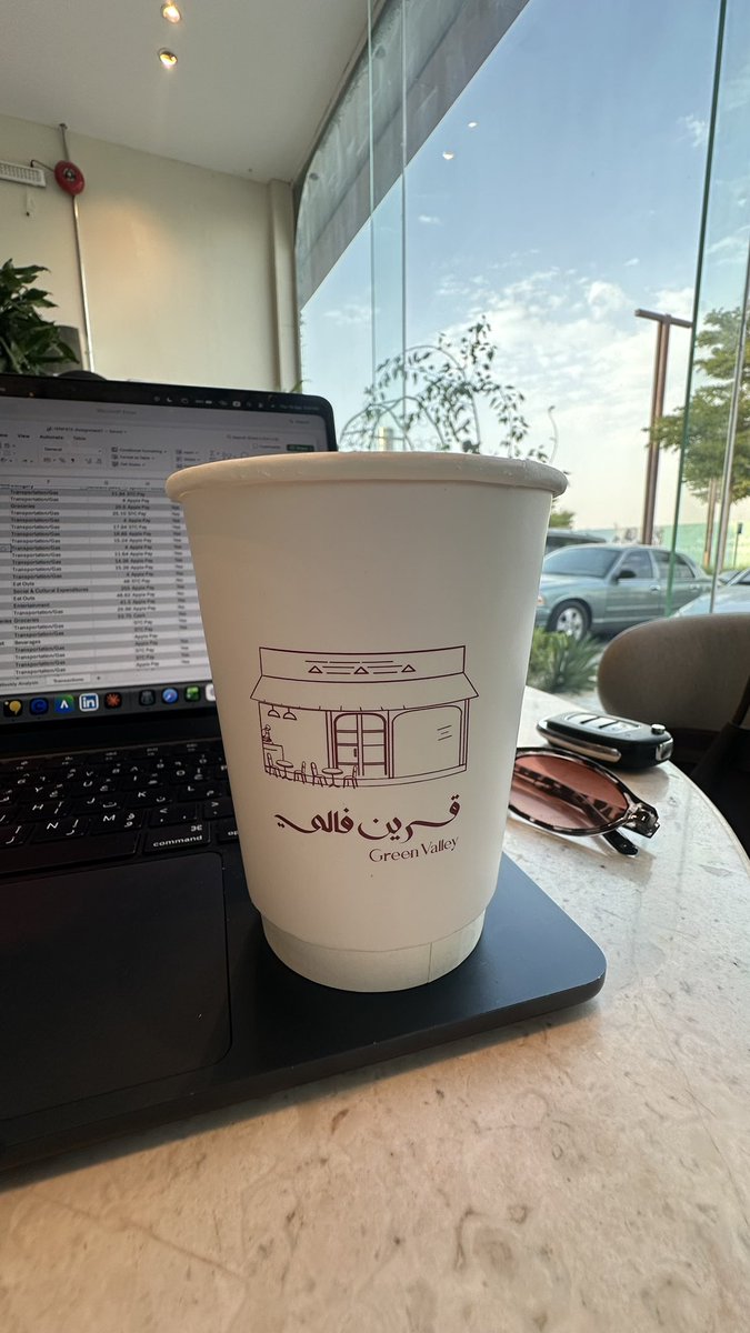 q88xli's tweet photo. قهــ خريّج ــوة ☕️ https://t.co/rnzHSqep1Z