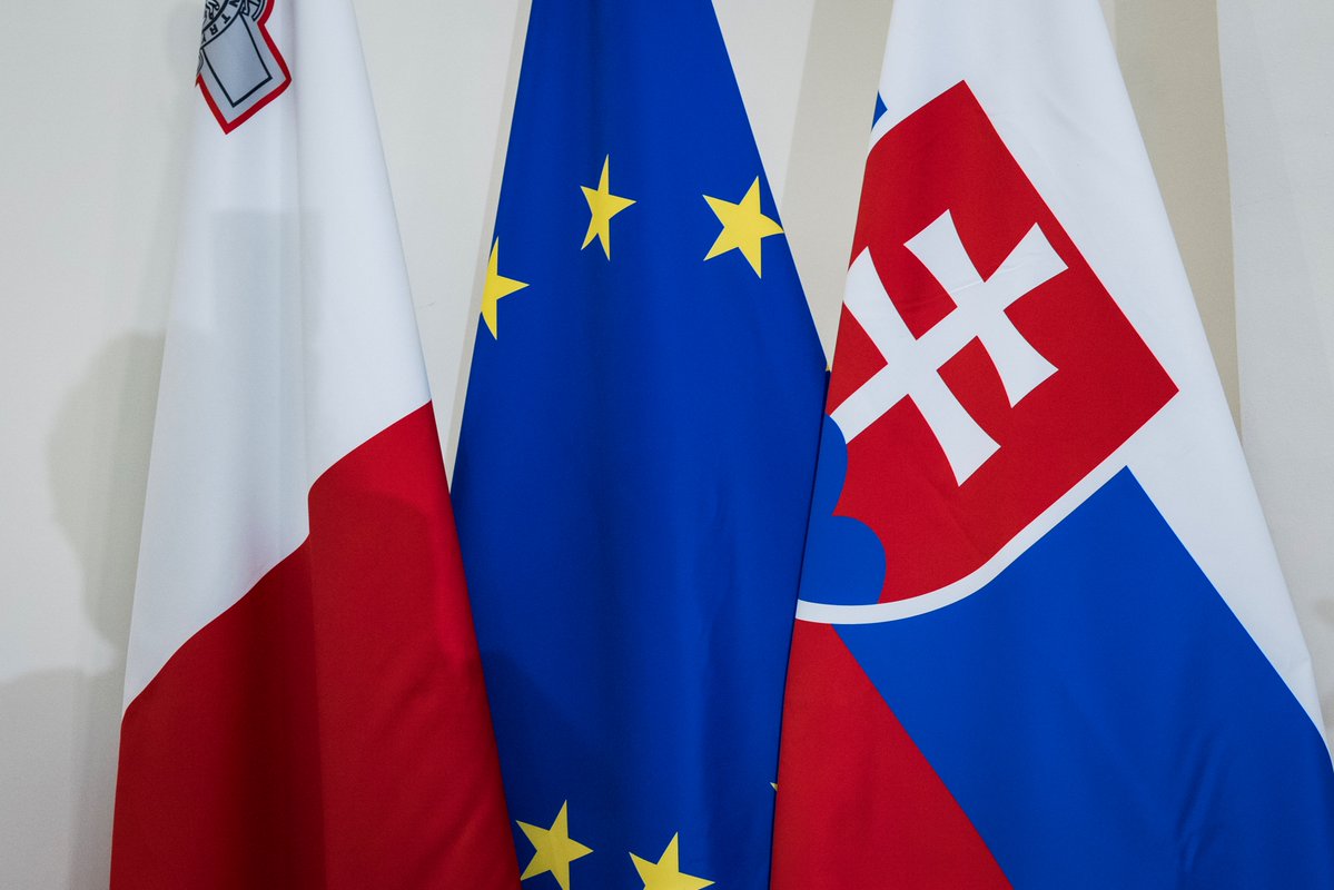 SlovakiaMFA's tweet photo. 🇲🇹🤝🏻🇸🇰 Minister J. Blanár has arrived in #Malta, where he will hold talks with Foreign Minister @chrisfearne, President @president_mt, and Speaker of the House of Representatives @AbelaCarmelo. The talks will focus on the development of bilateral relations, current European and international issues, as well as the future partnership between #Slovakia and Malta within the framework of the @EUCouncil Trio Presidency.