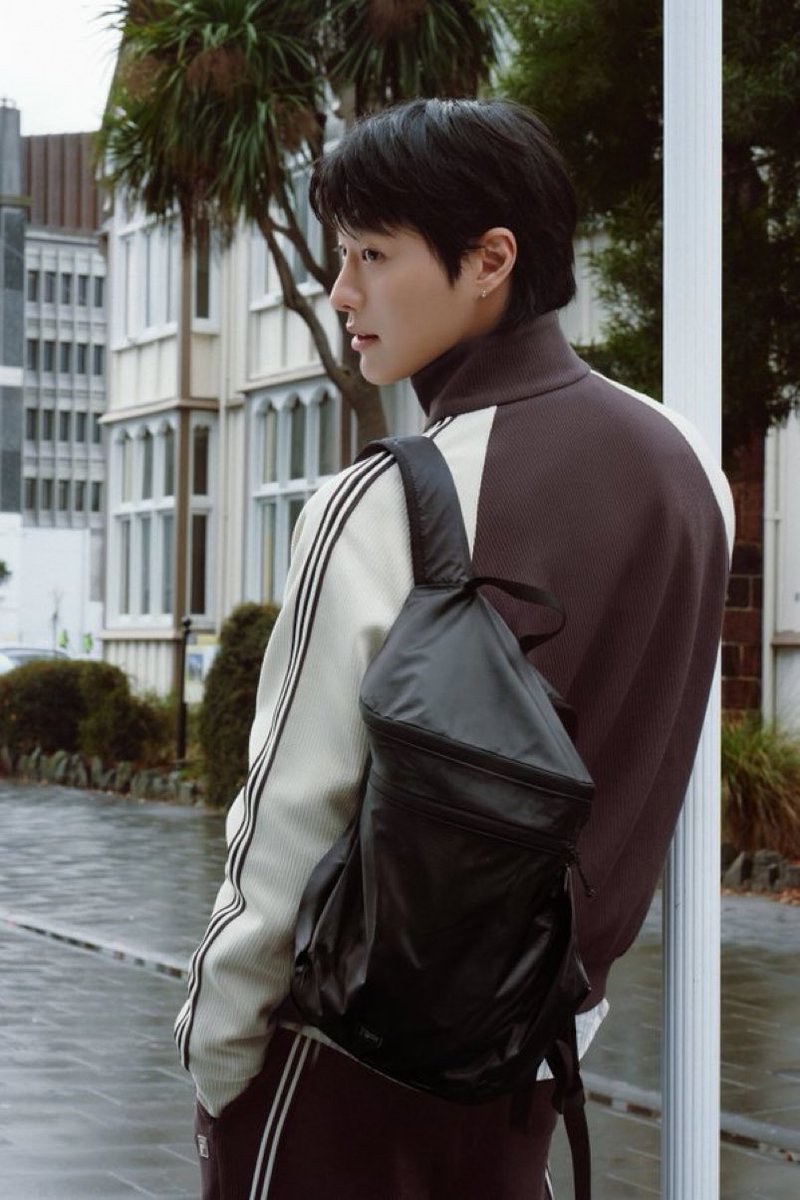 luizy_19's tweet photo. ป้าดดหล่อโพด https://t.co/HkKX0j2eDm