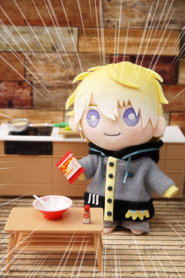_m_oke's tweet photo. 🐶midnight snack time🍜
#saninui https://t.co/bmAbkl2vHe