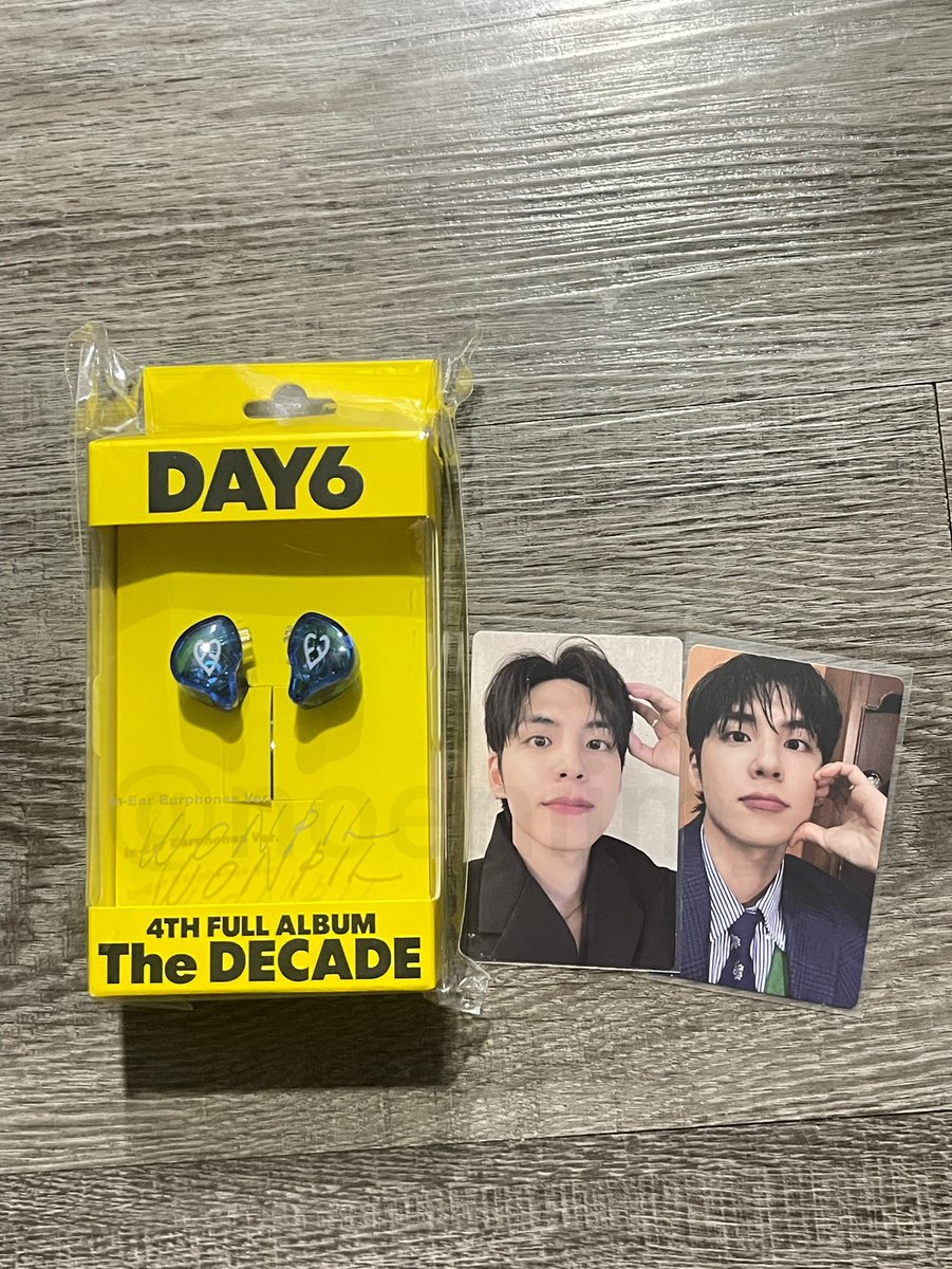 noeniim_'s tweet photo. ❕Day6 4th album [the decade] (in-ear earphones wonpil ver.

ลองใช้ครั้งเดียว เก็บรักษาอย่างดี🩵
📮 1300.- รส (พทห่างไกล+40)
💌สนใจสอบถามก่อนได้คั้บบ

#ตลาดนัดDAY6 #ตลาดนัดเดย์ซิก #ตลาดนัดMyday #ตลาดนัดมายเดย์ https://t.co/hopOBJjwDa