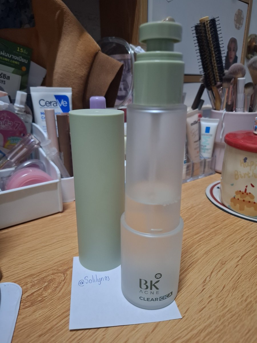 Solilyn03's tweet photo. ขาย/ส่งต่อ
📍โทนเนอร์ bk 
📍Bk acne serum 
ขายคู่ 300฿ รวมส่ง พร้อมโอนลดได้
โทนเนอร์ปริมาณเหลือตามภาพ 
เซรั่มเหลือประมาณ40-50% (มีกล่องทั้ง2)

📍คุชชั่น BWB 00N 70฿ รส.

📍โทนเนอร์ Plantnery+คุชชั่น 100฿ รส.
#ส่งต่อสกินแคร์ #ส่งต่อเครื่องสำอาง #ส่งต่อคสอ #ส่งต่อสกินเเคร์มือสอง https://t.co/rltkObmvqD