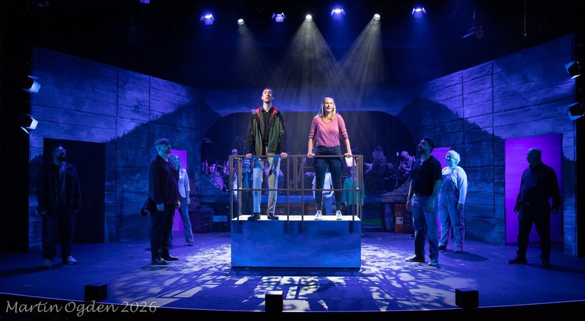 altrinchamtoday's tweet photo. Really looking forward to this... Come From Away - a musical inspired by the remarkable true story of a small American town that took in 7,000 stranded passengers after 9/11 - opens tonight at the @AltrinchamG.

It runs all the way through to Saturday 19th September - more details here: https://t.co/vLKS0W4Enl