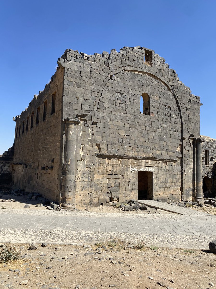 Mecra's tweet photo. Rasûlullah'ın ﷺ çocukken amcası Ebû Tâlib'le birlikte yaptığı Suriye seyahati sırasında, Rahip Bahira ile görüştüğü manastırın kalıntıları... Busrâ'ş-Şâm, Suriye.

📷 Taha Kılınç https://t.co/zkZvV4omBW