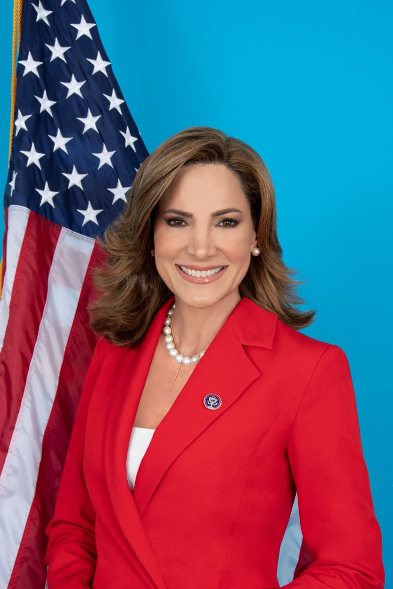 pelositracker's tweet photo. All eyes on SpaceX

Rep. Maria Elvira Salazar (R) just bought up to $30,000 in SpaceX

She's the 7th member of Congress to buy $SPCX since the June IPO

Combined buyers so far: 7
Combined sellers: 0 https://t.co/FIVCcVNWe1