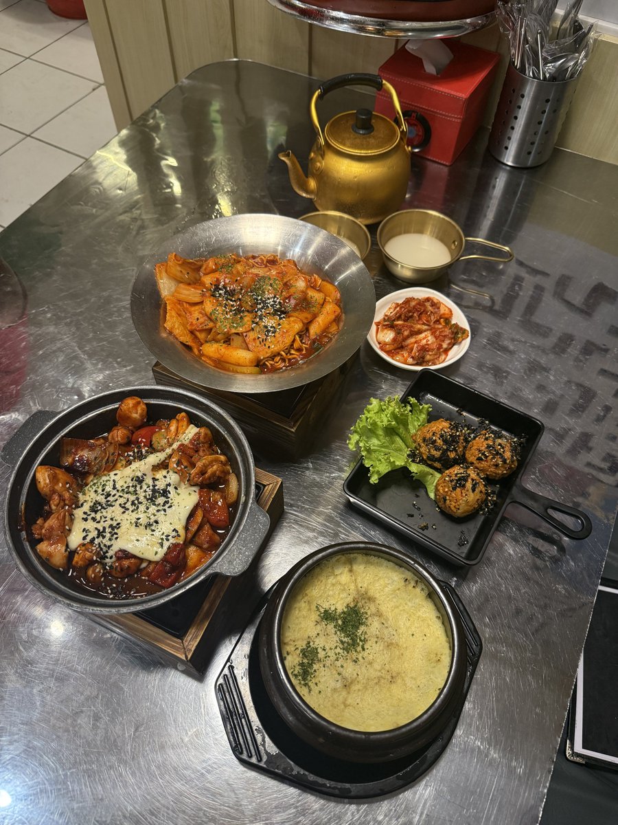 afinulyaf's tweet photo. Tiga kali ke gangnam pocha tubagus dan yang ketiga adalah best combo 🤩 https://t.co/nm0yh0iPjM