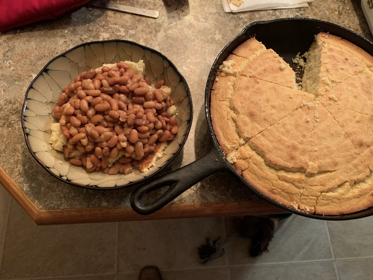 BonafideKRS's tweet photo. All y’all bean haters out there:

Beans and cornbread was a poor folks depression era staple meal 

With the direction we’re headed, you better make peace with them https://t.co/nrtWvidekB