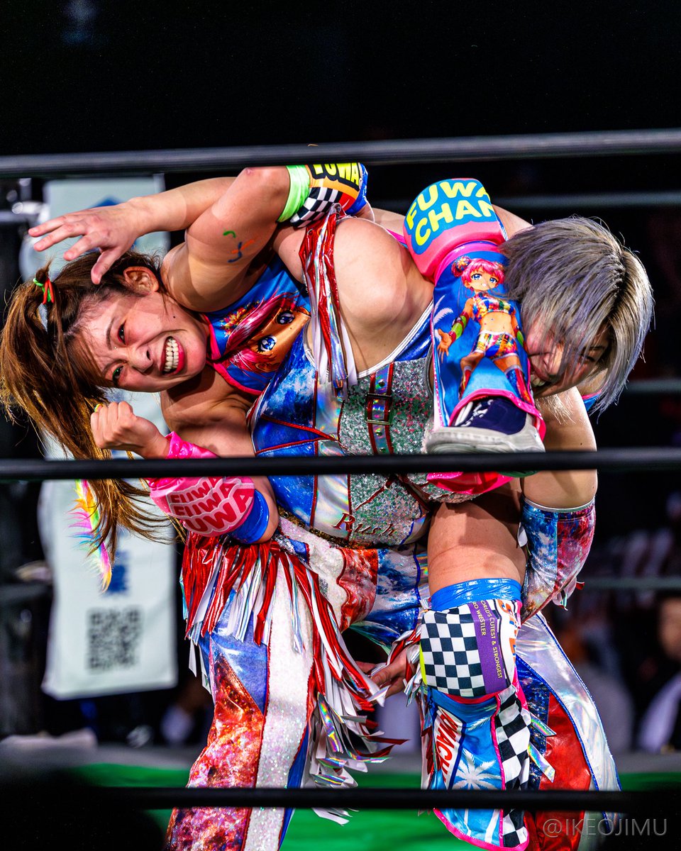 fuwa876's tweet photo. もう愉快なフワちゃんはいません
完膚なきまでに、プロレスラーの目なのです https://t.co/eomRmvCd7d