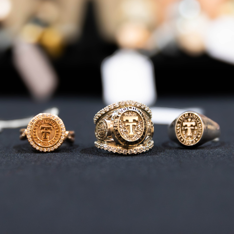 TTUAlumniAssoc's tweet photo. What a great two days of Red Raider Ring Days! 💍❤️
We’ve loved celebrating with so many Red Raiders, and we’re not done yet! Today is your last chance to pick up your ring, so stop by before 4:30 p.m. and celebrate this special tradition with us.
You don’t want to miss it! https://t.co/4bSn9Pfiz8