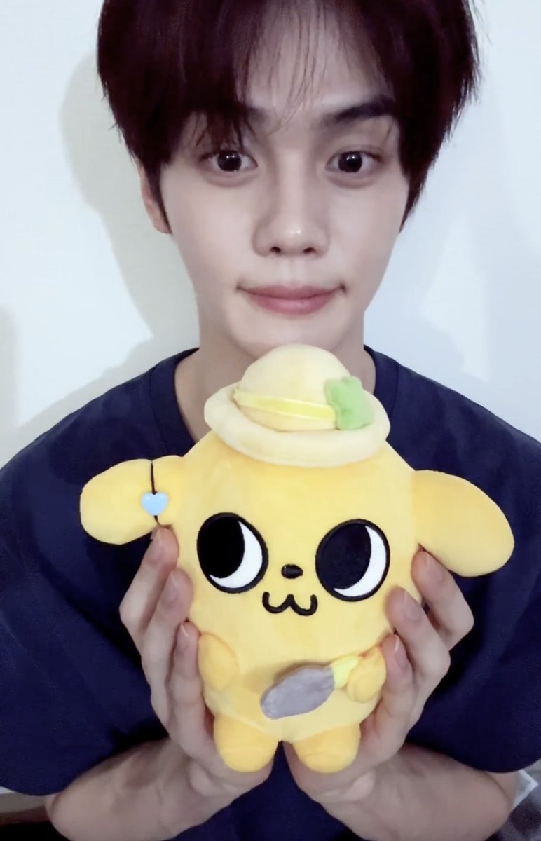 co_dnn's tweet photo. 망댕이 홍보하는 망댕이 아빠
#김규빈 https://t.co/8NpDW2Tjd9