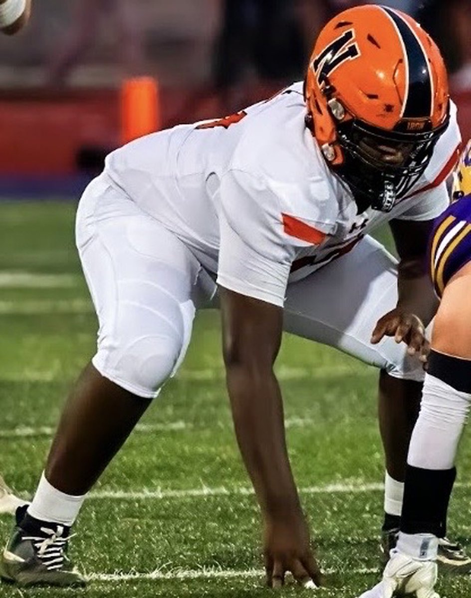Recruit2Illini's tweet photo. Great news! 2029 Normal Community (IL) IOL/DT Reginald Luckett let me know he’s planning a game day visit to Illinois for the Duke game on September 12th! https://t.co/BIUoEQknwG