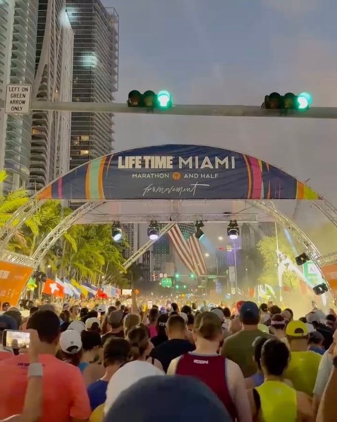 realbuzzcom's tweet photo. Miami is always a good idea 👀 especially when there’s a marathon involved 🏃‍♀️🌴☀️ https://t.co/B6rUv5BTBh