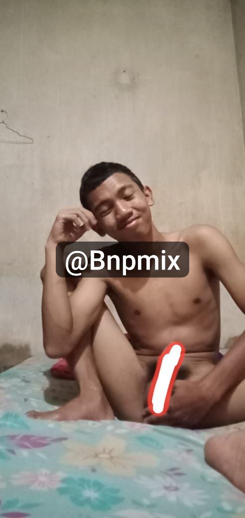 gilapejuh's tweet photo. EMUT SENDIRI DONGGG🥵
https://t.co/ABgZAP523x https://t.co/O8V6ZVPp1B