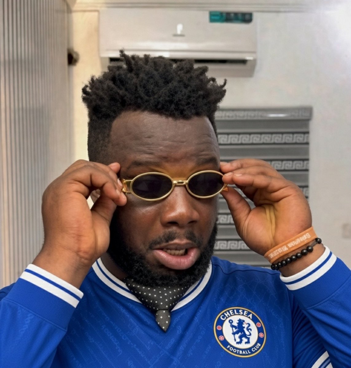MASTERCHESCO's tweet photo. Heard you guys haven't conceded any goals in the league  this season. https://t.co/W6QxlwrRPG