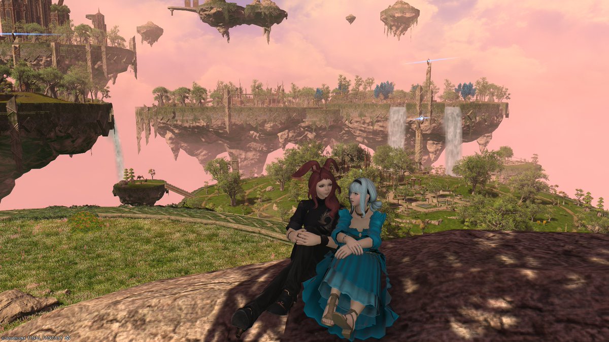 Erytheia_ff14's tweet photo. #FF14_GRACE
今日はおしゃべりしに行ってた
エルピスついたらすぐに曇天☁️だったけど晴れたらめっちゃきれいだった。
すごい近くに見えるメテオ🎆教えてもらった https://t.co/3P7ML04Sz3