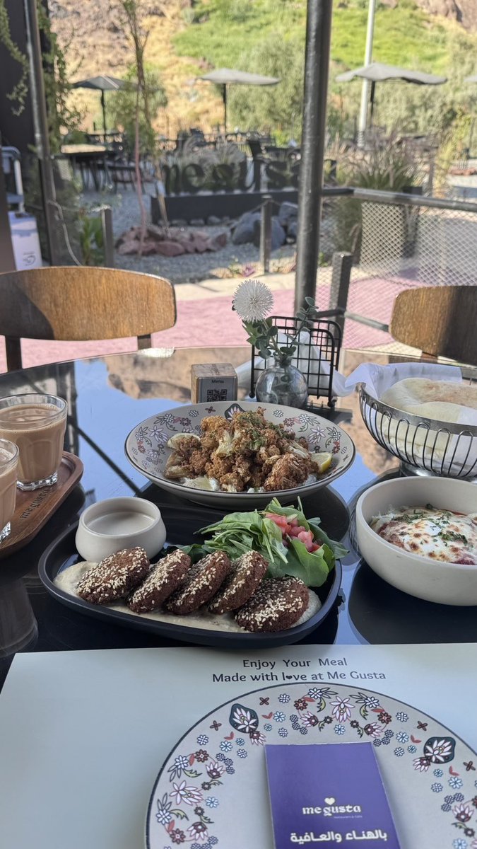 aa84lll's tweet photo. يبدا يومي مع اعز الخلق🤍 https://t.co/NL3etCOZKr