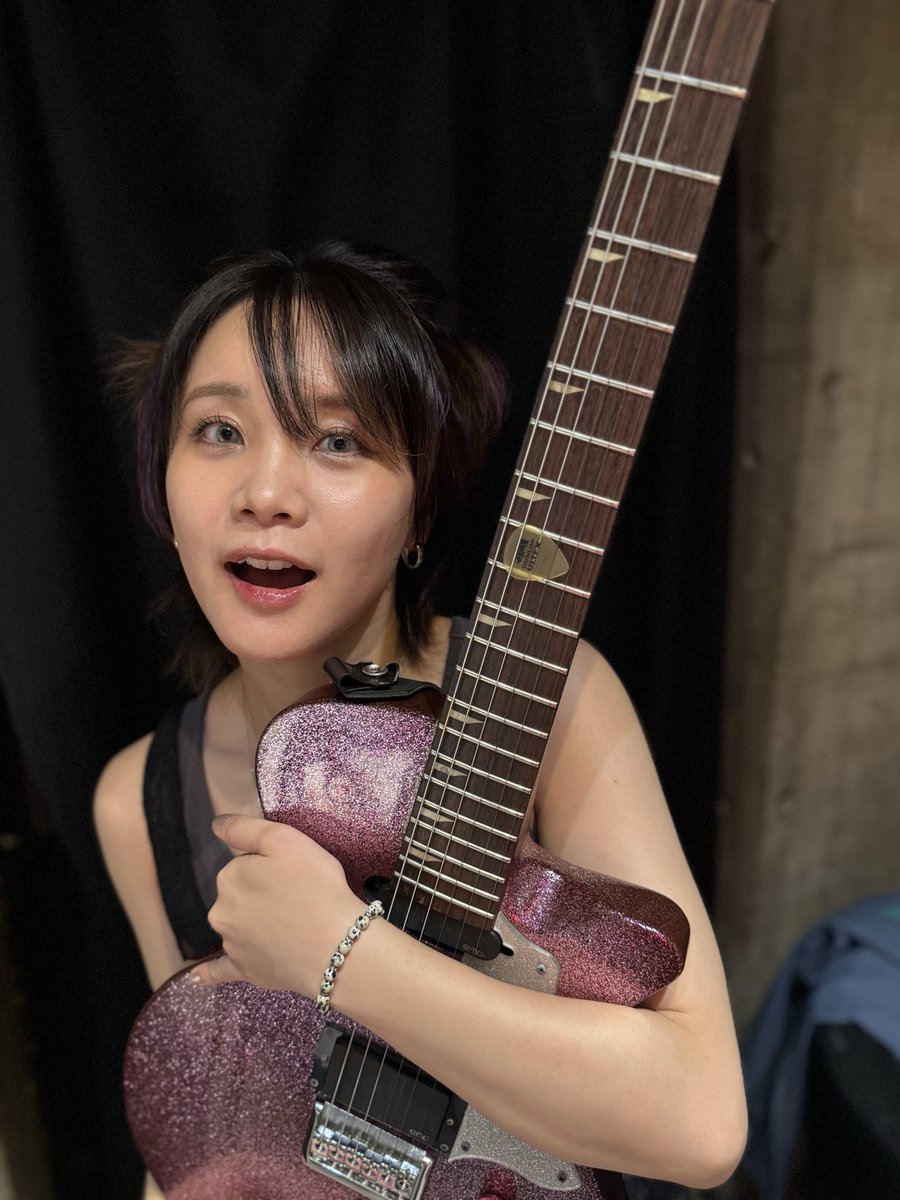 ShienaNishizawa's tweet photo. アニソンディスコGTたのしかった🥰
来てくれて、飛び跳ねてくれて、叫んでくれて&amp;踊ってくれてありがとう！！🔥
また明日ちょこちょこ感想や画像あげてきますー！！
#アニソンディスコ https://t.co/x0Q1ltXiek
