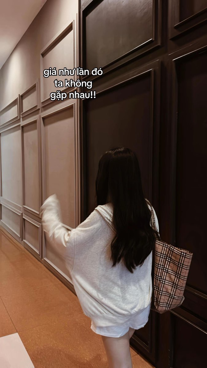 AlfredaRanldr's tweet photo. 過去を消せるボタンがあれば便利そうだけど、記憶だけ残るな��結局あまり意味はない気がする。まあ、そんなものかも。 https://t.co/sPLEiMfaKD