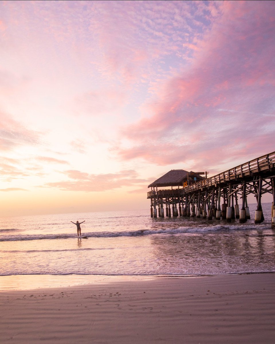 cbpier's tweet photo. Step out to where the sky meets the sea and time slows down. 🌞🏖️🏡

Find your favorite spot along the boards, listen to the gentle crash of the waves below, and soak up the warmth. 🌅💛
↳ https://t.co/j3mVbaTDVY https://t.co/TRXriRBCKd