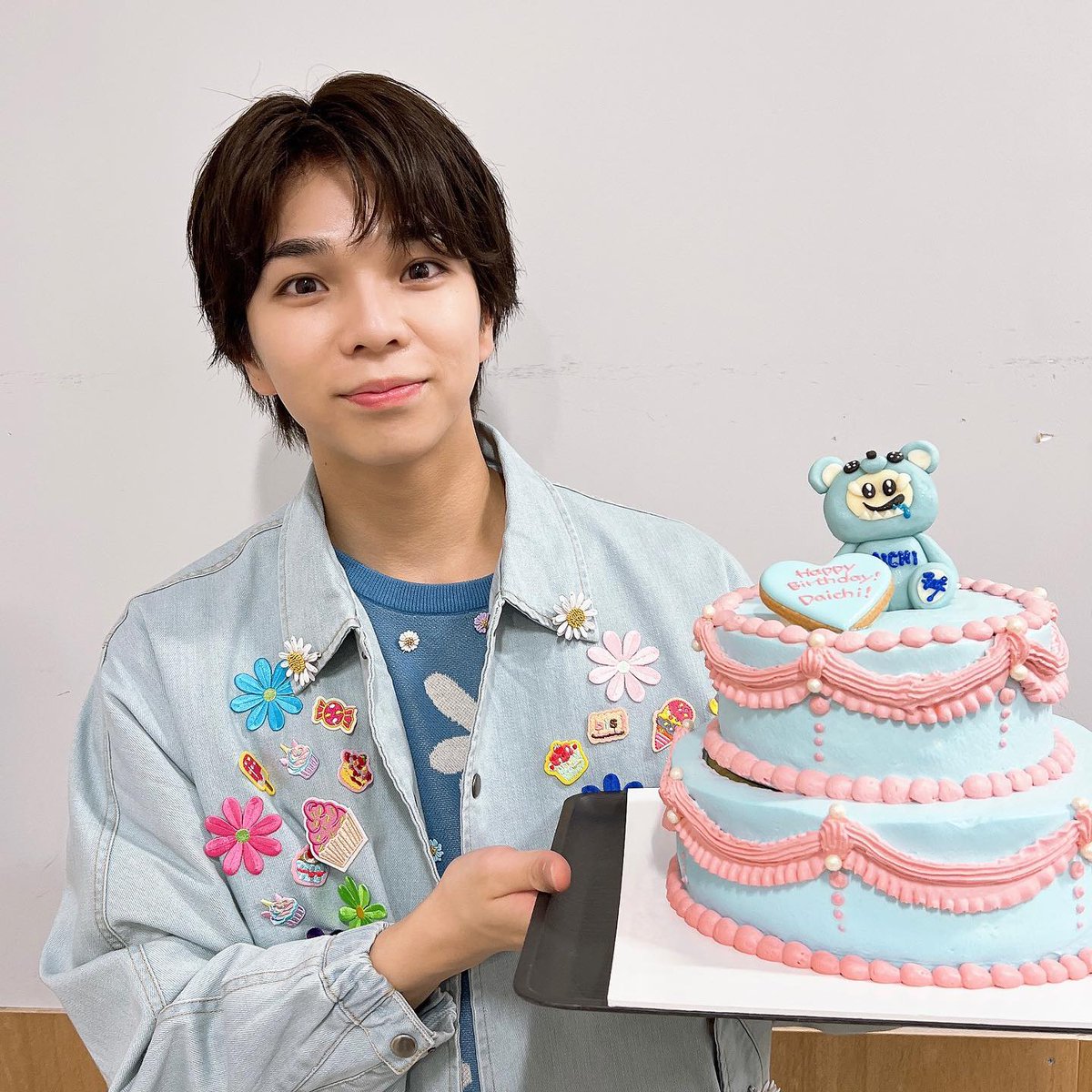 info_milk_jam's tweet photo. 塩﨑太智さん、
祝・お誕生日🎂💙

9月11日は塩﨑太智さんの誕生日✨
おめでとうございます！

塩﨑さん考案の
#しおざきだいち誕生日 でお祝いを🎉

↑塩さん考案ハッシュタグ
#MILK https://t.co/22Ic3tCh7R