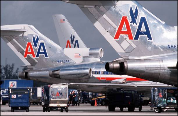 25YearsAgoLive's tweet photo. In a move contrary to Thursday’s United Airlines put options purchasing, one trader buys 115,000 shares of American Airlines (AMR) stock, betting on an increase in value soon. https://t.co/NGCB1YiRTm