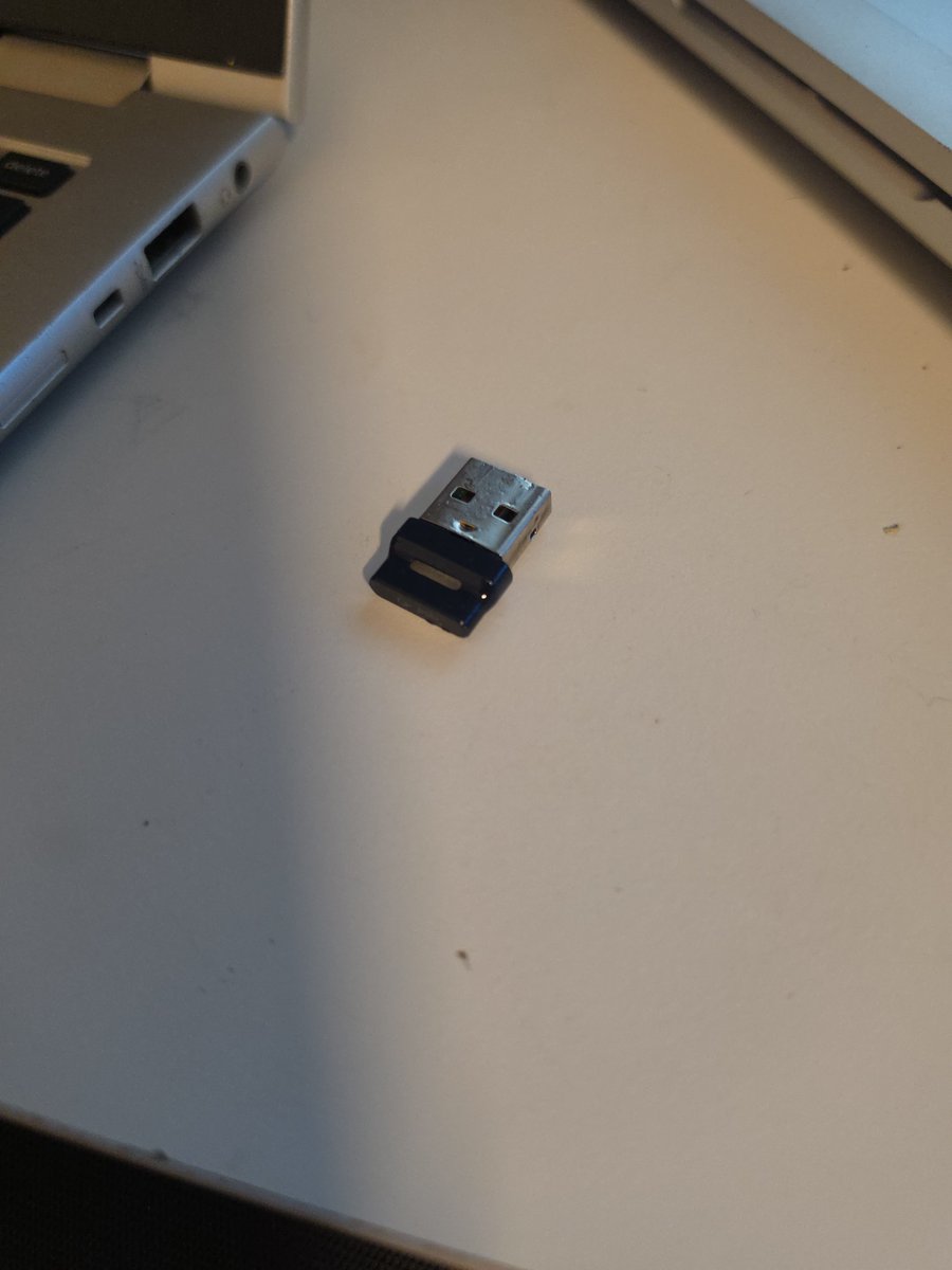 kprashu159's tweet photo. @HPIndia @HPSupport @PolyCompany I really struggling hard to find out BT700 dongle, as mine stopped working as soon as it went out of warranty, please help me in this to get at lowest price of the dongle only. https://t.co/PdY5fd25SN