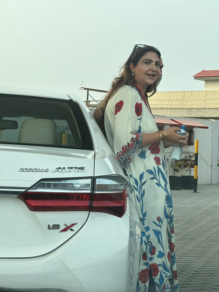 Kranti_Maharani's tweet photo. This principal is a vile woman. No child lies about being sexually violated. 

Believe your children.  https://t.co/dMhexwZEad