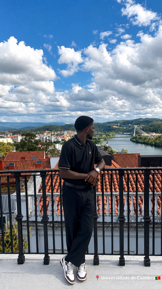Bolect_C's tweet photo. A few months ago, I turned down a fully funded PhD in the US. 🇺🇸 

With three fully funded offers, I had a difficult choice: start a PhD or pursue one of two Erasmus Mundus scholarships in Europe. 🇪🇺

I chose the latter, and today, I'm glad to share that I'm starting the Erasmus Mundus Joint Master’s in Neuroscience (Neurasmus) at the University of Coimbra, Portugal, with year two ahead in France, Germany, or Canada. 🇵🇹 🇫🇷 🇩🇪 🇨🇦 

I’m truly grateful for how far this journey has come. 

All thanks to God. 🙏