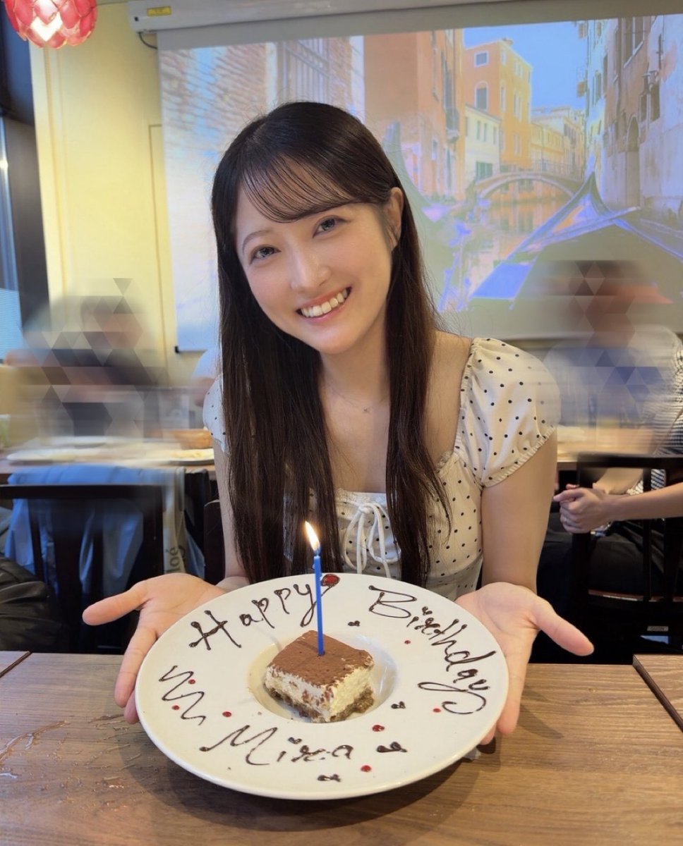 Mira_Ofuji_0910's tweet photo. 9月10日27歳になりました☆
たくさんのお祝いメッセージ

＼＼ありがとうございます／／ https://t.co/2ejMj6ySSG