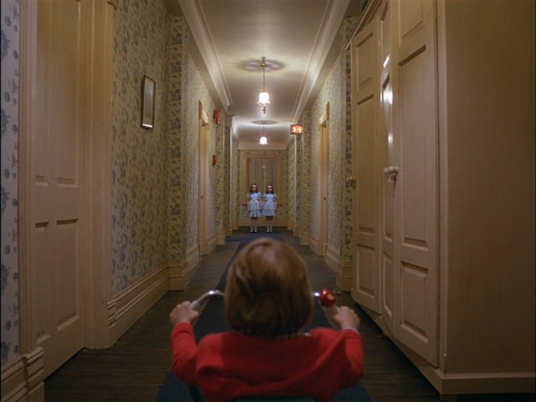 quirked_up_anzu's tweet photo. So depressing that even Kubrick is pandering to social media now, nearly every shot in this movie is centre-framed so it can be easily cropped for TikTok https://t.co/6NpPHNxWX1