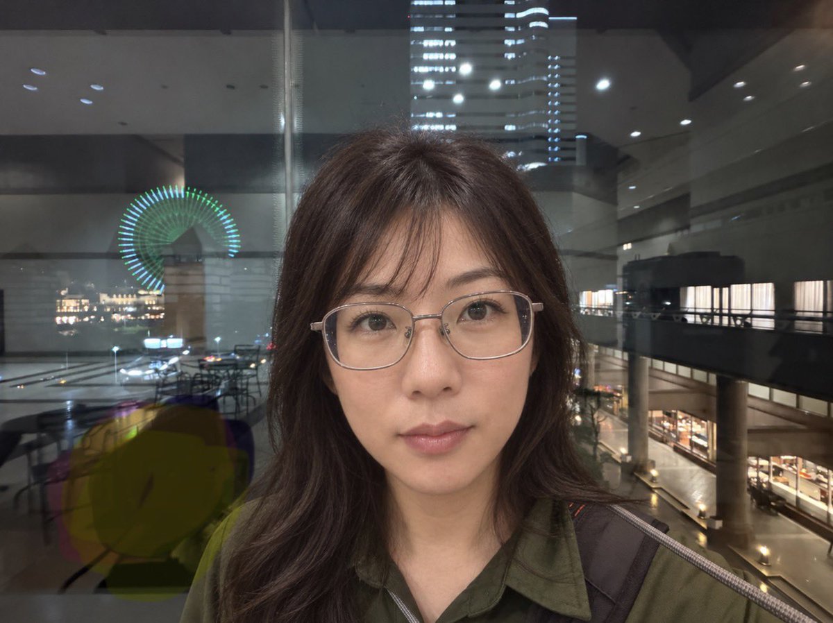 mibu7693's tweet photo. 今日のお遊び実験。
自分をセルフィーで撮って、チャッピーで「人物を女性化してください」と言って実験生成してみました。⬇️画像。
今更？と思うかもですが、今まではそんな事を一切考えもしなかったので、先人の歩んだ道を後追いする感じでしょうか？ https://t.co/xaJp7mQWkA