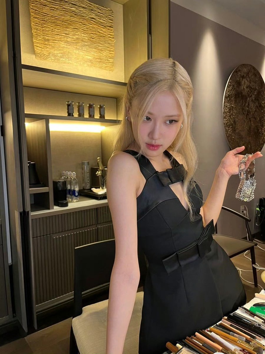 _Finally738's tweet photo. 20230911
#로제 #ROSIE #ROSÉ https://t.co/gobzMiDo4e