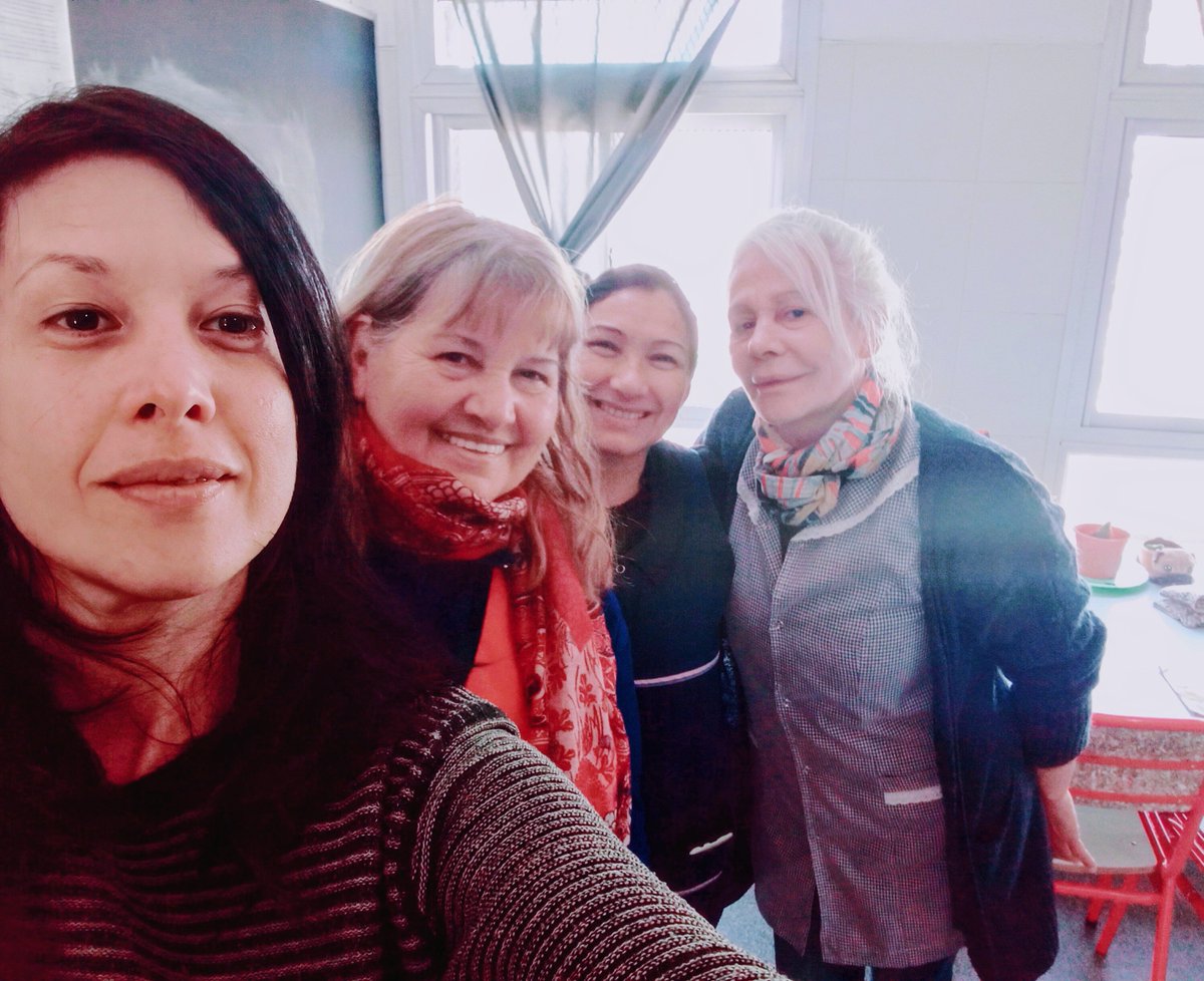 MariaVQKesen's tweet photo. Con Rosita, Mirtha y Cuty (falta Lili), las auxiliares de la EE51, límite entre Los Hornos y Olmos #90y155 #secundaria #matematica #escuela51 #3eraño https://t.co/mTgkKEcOTb
