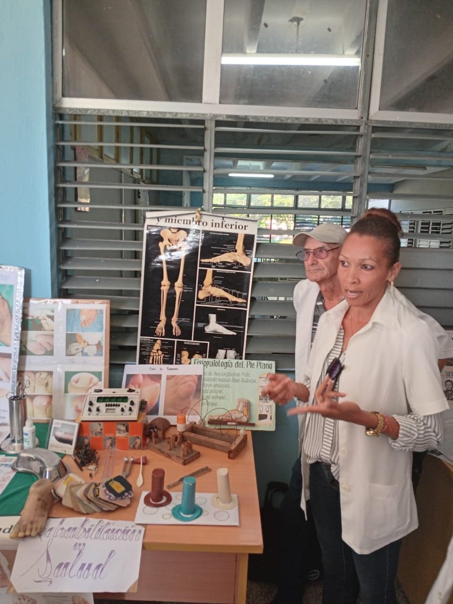 UJC_Ucmw's tweet photo. Presentación de diferentes carreras en la rendición de cuenta de la Facultad.  
#Camagüey 
#UJCdeCuba 
#PorCamagueyTodo https://t.co/A4nR2bXCik