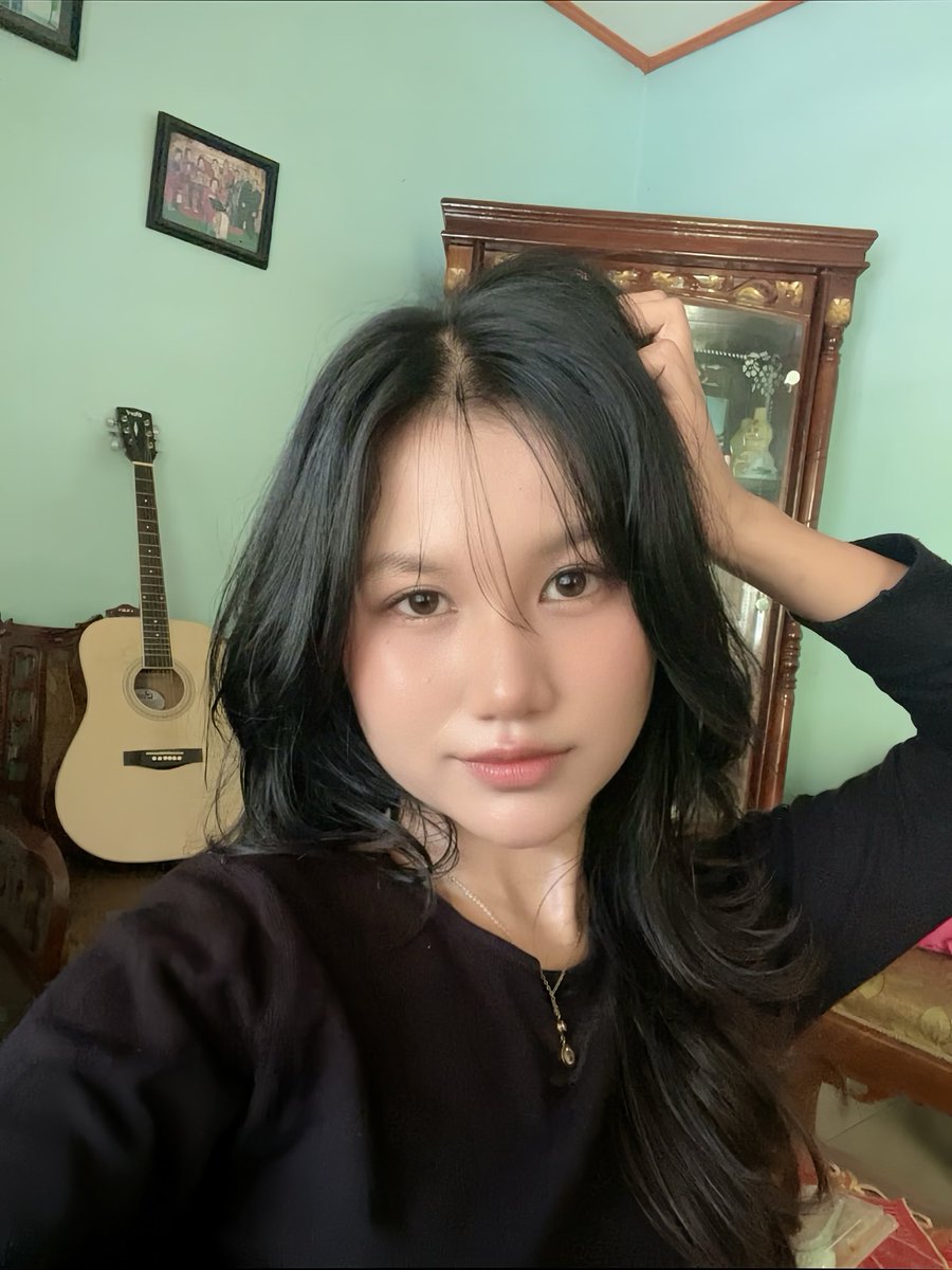 seraonearth's tweet photo. semantep ini cuma dijadiin kawan https://t.co/VMO5aA9J9T