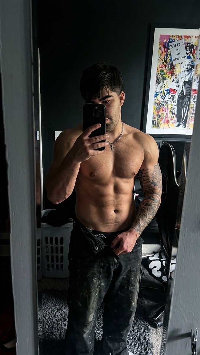 plumbersm4te's tweet photo. Does me and my dirty work gear make you weak little f@gs
you know you
can't resist seeing the rest... https://t.co/YfxvfTAYMo