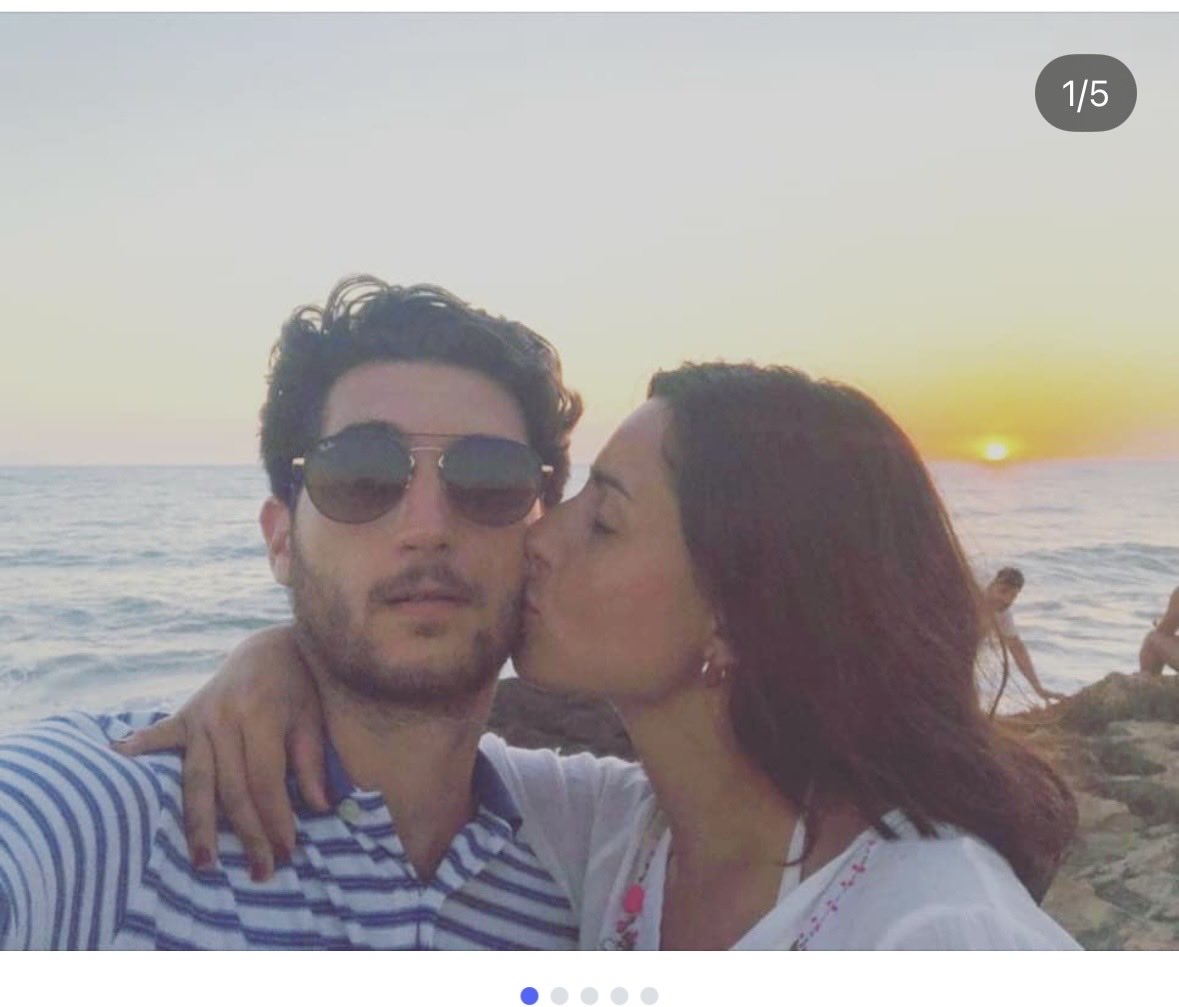 creadoraconte's tweet photo. @aypelotuda Defiende a su macho a capa y espada y el aún conserva las fotos con su ex.
A ella ni la muestra. Amiga date cuentaaaa https://t.co/mpiWLgHgm7