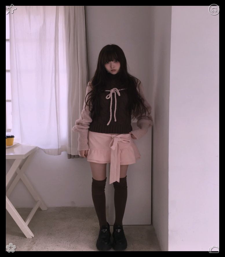 CrayonMaichan's tweet photo. 👂Stroll alongside your partner Chat about other womenToday, at any stage of life, is an empty page awaiting your words. Previous missteps and errors don't determine who you are; steady dedication shapes a stronger you. https://t.co/Z4pM2lqK61